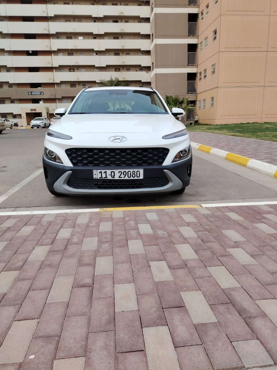 هونداي كونا ٢٠٢٣ محرك ٢٠٠٠ دوش 
بدون ايرباك جميع الايرباكات سليمة  )

  (ماشيه٥٢)
رقم بغداد 
صورة الحادث موجوده جداً خفيف 
المواصفات :
كامل مواصفات  فول الفول 
سياره فور ويل 
بصمة تشغيل + بصمة ابواب
تشغيل عن بعد
شاشة كبيرةتدعم كار بلي +gps
نقطة عمياء بالمري+ اشاير بالمري
رادار امامي تنبيه مانع تصادم
رادارات جانبيه تنبيه
رادا خلفي تنبيه عند الرجوع بريك ذاتي 
تحديد مسار نظام السياقة الذاتية بين الخطوط
شاشة اعطال  ملونة مع ترحيب 
ثلاث وضعيات للقياده normal + sport + smart
‏‎مانع انزلاق
منافذ شحن و طاقة  لا سلكي 
‏‎زر طوارئ
‏‎نظام مساعد نزول منحدرات
‏‎لايتات امامية لد نهاري
تبريد بلادي ثلج
كروس سرعة
تحكم ستيرن فول
كشن السائق كهرباء
تخم تايرات جديد 
مبدله دهن جديد 
بانورما (فتحه بالسقف ) 

للاستفسار  ***********
