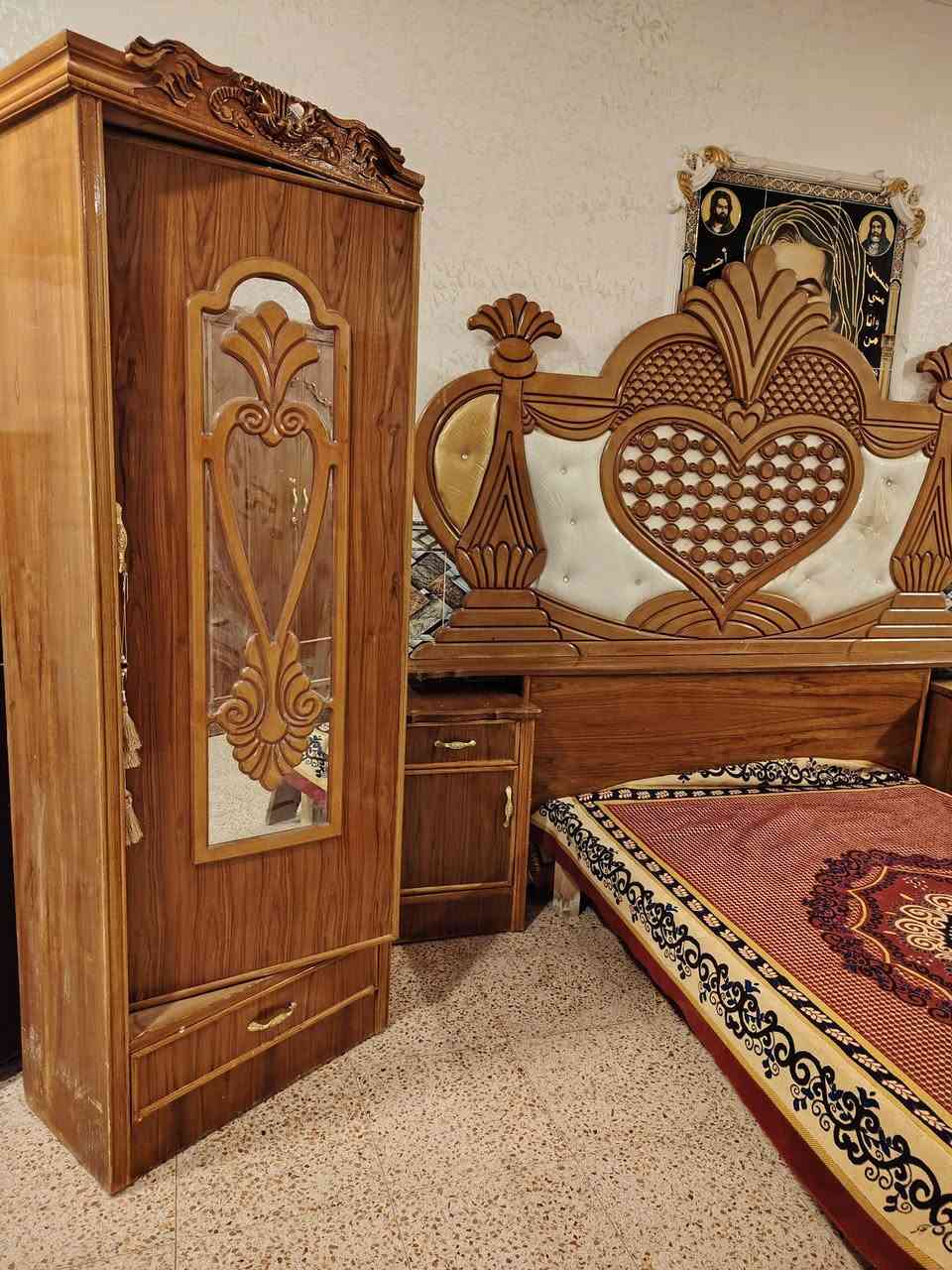 مکلف ب النشر جربایه نفرین نجاره تزکام ومیز امرایه صاج وزاویه للبیع مکانهم کوت ع *********** والی یرید قطع ابیع
