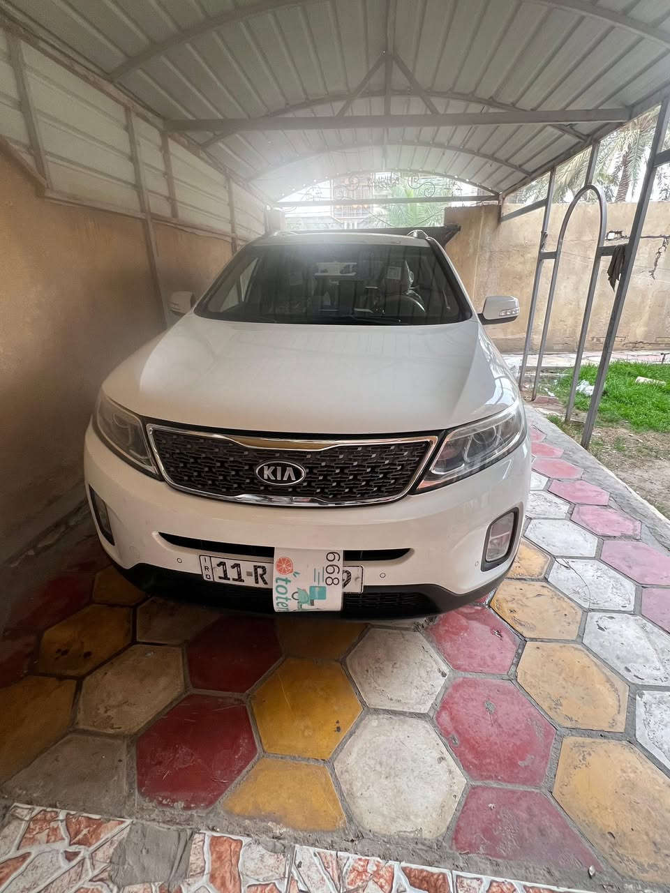 السياره سورنتوو وارد خليجي 7راكب 
رقم الانكليزي الجديد تحويل مباشر باسم المشتري
موديل ١٤  ٦سلندر مكفوله من الصبغ والضربه 
السياره على وضع الشركه رقم بغداد بصمه 
 بصمه تشغيل  بصمه ابواب 
كامرة خلفية كرسي كهربائي 
السياره برغي مامفتوح بيها  محرك 3500 
تبريد 3 قطع  
السياره جديده وبيه بعد مواصفات خير من الله
السعر 200 ورقه قفل من الاخير 
السيارة موجوده بكربلاء
 للاستفسار الاتصال على الرقم ***********
