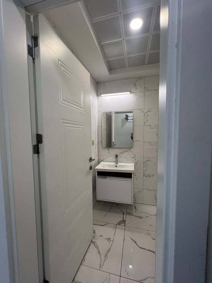 #اللايجار

     #الموقـع_اربيــل
# مجمــع #لالاف ع شارع ١٥٠ 

_مـوقع اســتراتيجـي 
_اطـلالة مميــزة
_ســعر مناســب 
 
#يتكـون_مـن
❍غـرفــة:
❍حمــام :
❍صـالــة
❍مطبــخ 
❍السـعر :$$$ 

∞شـامل الخدمــات 
ومتوفــرة 24 ســاعة 

 -كهـرباء + مـاء 24 
 -العب اطفال + كيمك
 -ماركــت 24 ســاعـة
 

❍للاستفسار أكتــر التواصـل
  اتصــال او ((واتــس اب))

 #***********# أربيل, العراق
