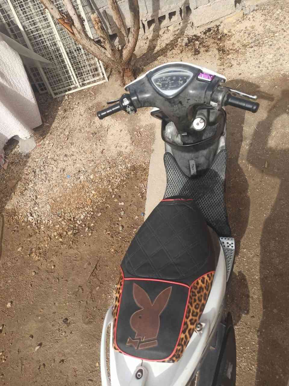 سلام عليكم ماكس عدله للبيع سعره 600 وبيه مجال قليل مكان حله بكرلي
***********
