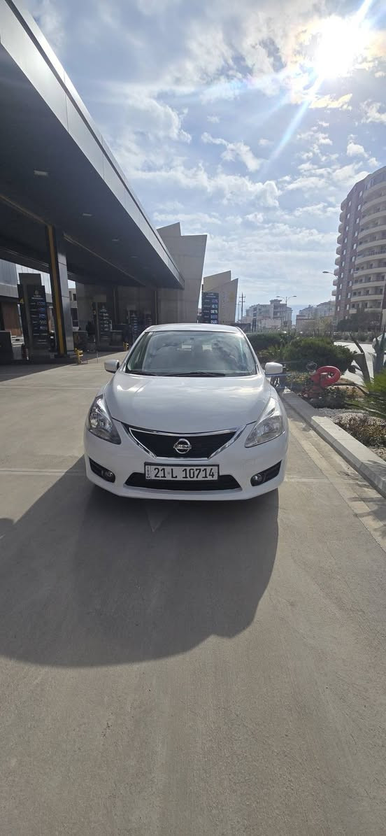 نيسان تيدا خليجي  سونرا مرفق وصور طخة موجود 
جدا بسيط سيارة جاهزة وجديد محرك وكير وحدادية و رقم وسنوية جديد  سيارة حلوة مال جناي موقع بسليمانية ***********
*********** السليمانية, العراق
