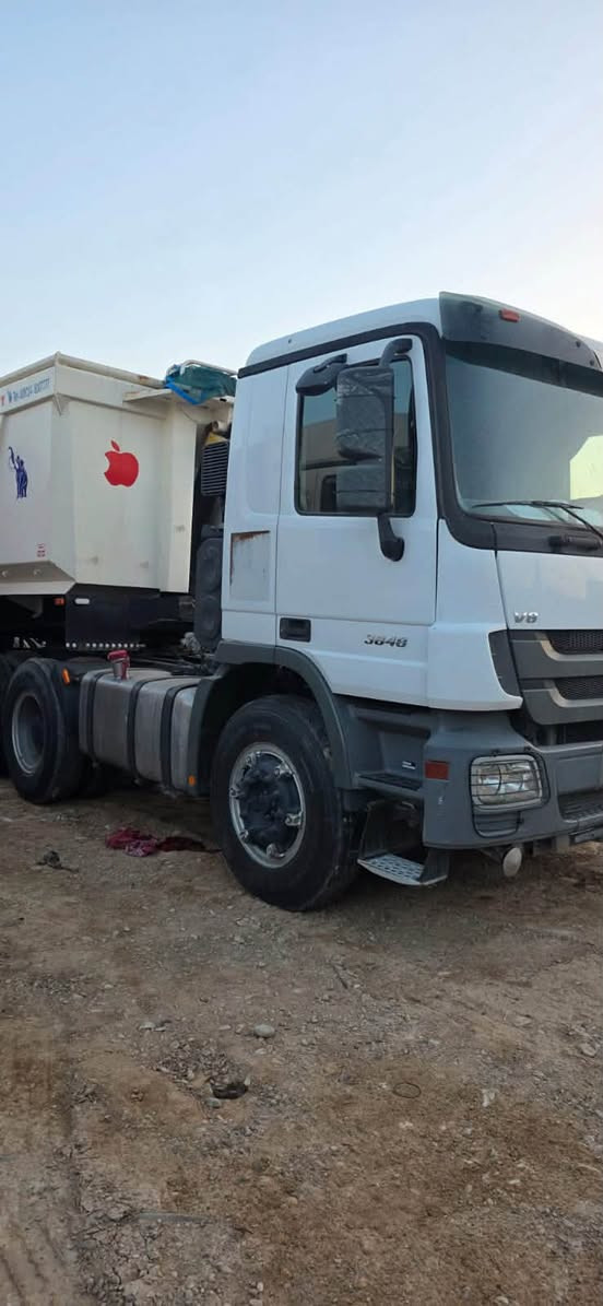 🚛 للبيع كتروز قلاب موديل 2014 🚛
للبيع كتروز قلاب فحل ناصي، موديل 2014، جاهز للعمل.

✅ موديل 2014
✅ مكينة 48
✅ شاصي 38
✅ عربانة حوضية 48

📍 الموقع: ذي قار – الشطرة

للاستفسار ومعرفة السعر وباقي التفاصيل، يرجى الاتصال على:

📞 ***********
📞 ***********
