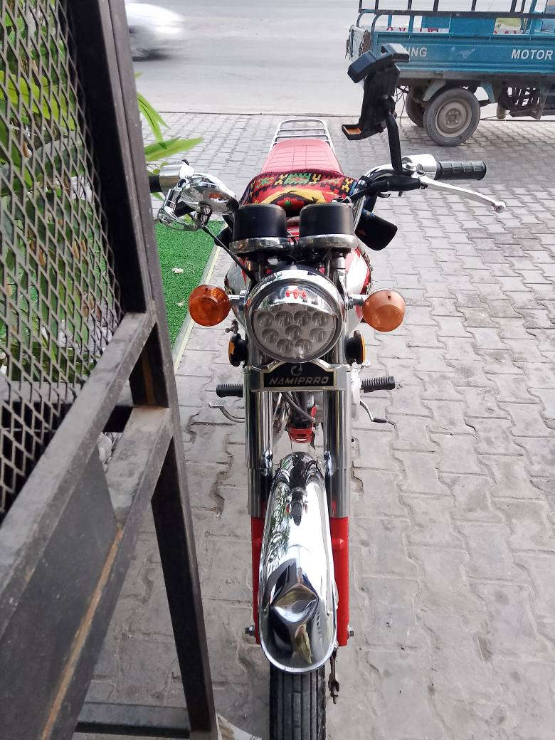 السلام عليكم دراجه للبيع نامه برو اي نقص مابيه نجي وشوف مكلف بالنشر رقم صاحب الدراجه *********** كربلاء, العراق
