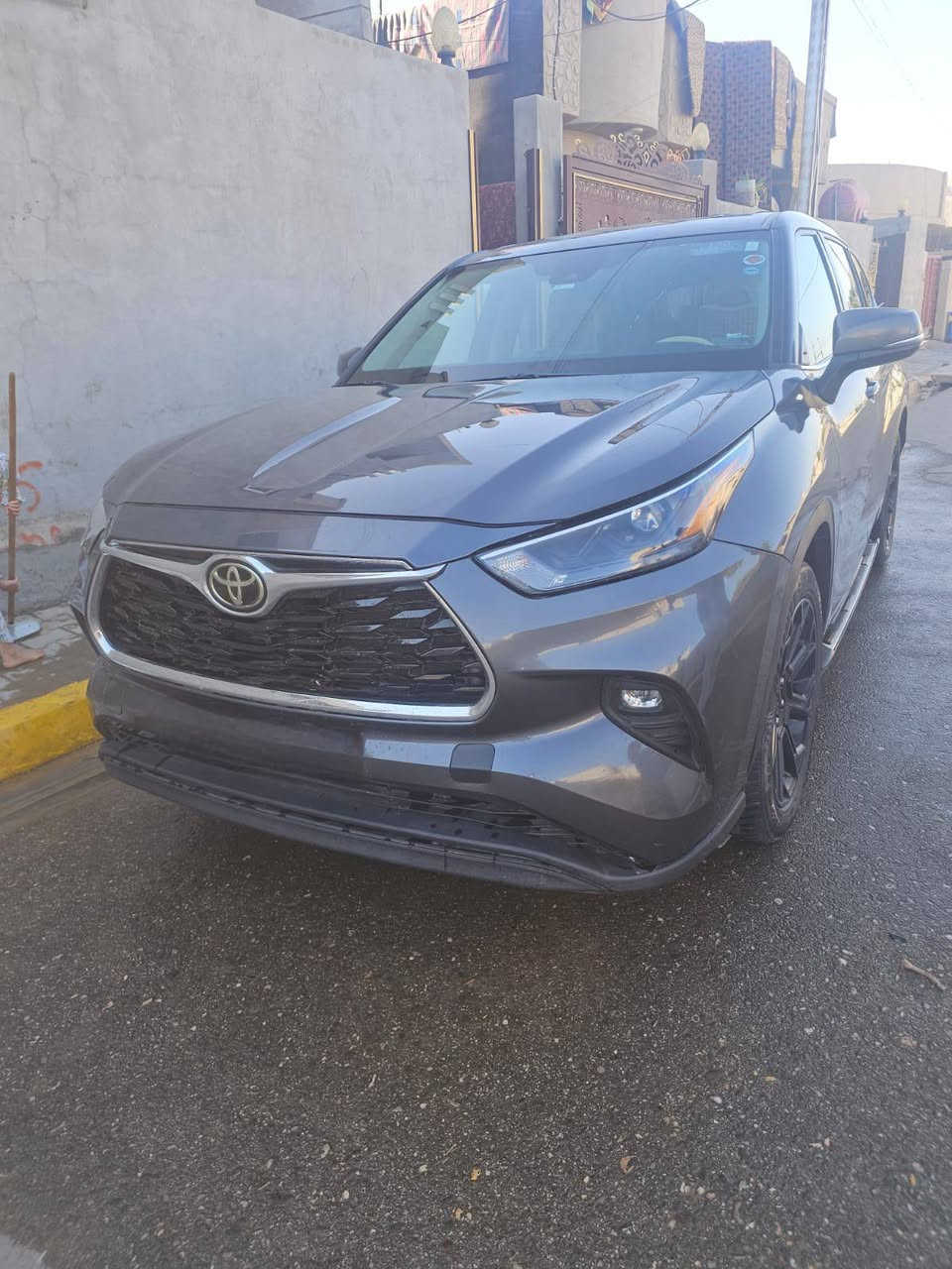 Toyota Highlander LE 2022 تويوتا هايلاندر
حجم المحرك6 فئة le 

عداد المسافة53000 mile

الضرر كما موضح في الصور بدون صبغ بدون تبديل بدون تعديل
فقط الدعاميه اماميه

مرقمه سليمانيه  
المواصفات : 
٧ راكب 
بصمة تشغيل
بصمة ابواب
رادار امامي (تحديد مسار)
رادار جانبي (نقاط عمياء)
كشنات قماش+تحكم كهربائي
تحكم وضعيات القيادة sport
.normal..eco..snow
اوتو هولد Auto Hold
هاند بريك بصمة
مانع انزلاق+ABS
تبريد ٣ قطع
شاشة كبيرة لمس+ كاميرا
منافذ USB+AUX
تحكمات استيرن
مثبت سرعة cruise
العنوان كركوك  قضاء داقوق  
السعر 330ورقا وبيها مجال جدابسيط للاستفسار ***********
