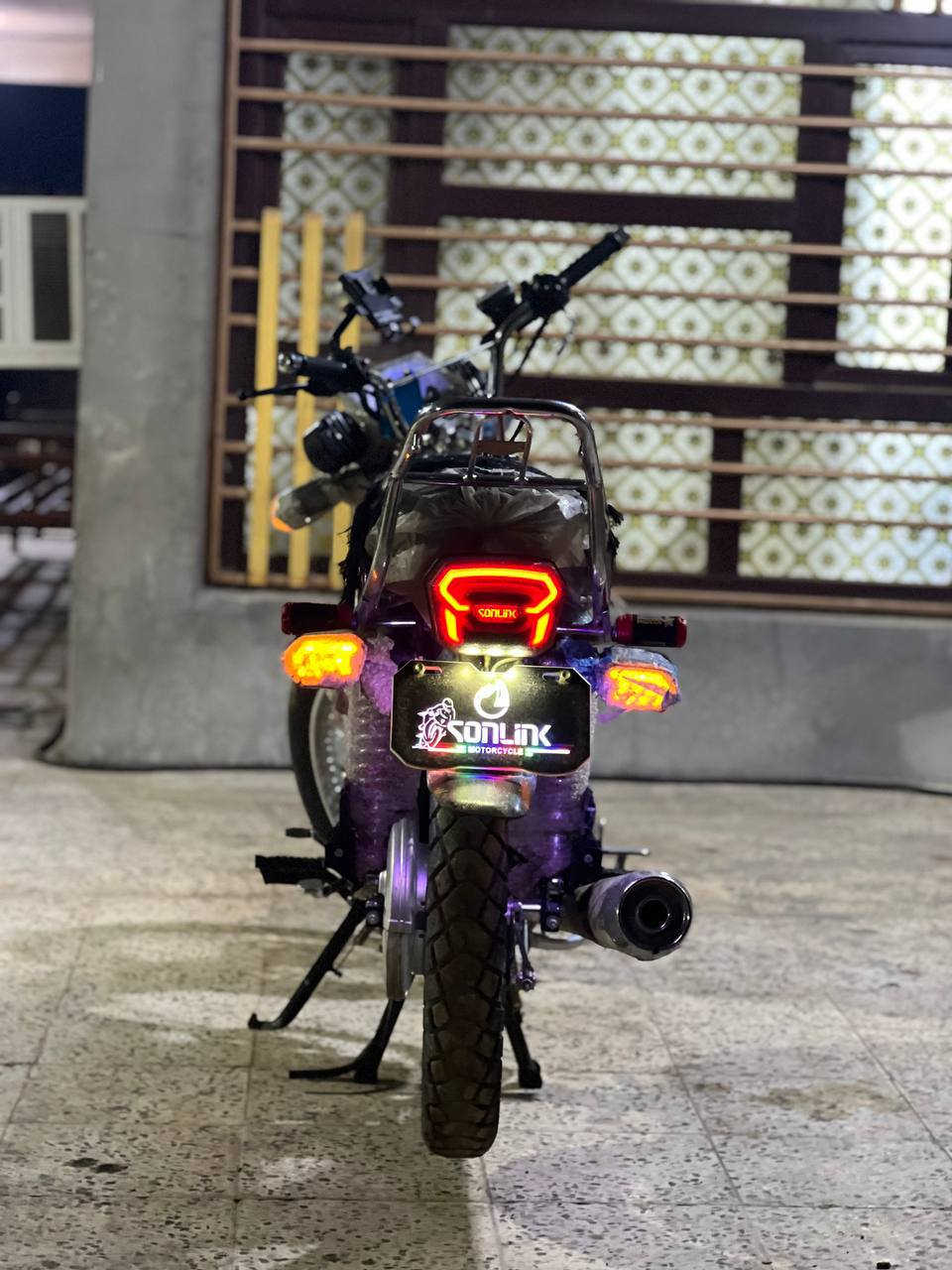 للبيع 2025 ماشي 2000 ديالي سد حمرين السعر 775 وبي مجال قليل ***********
