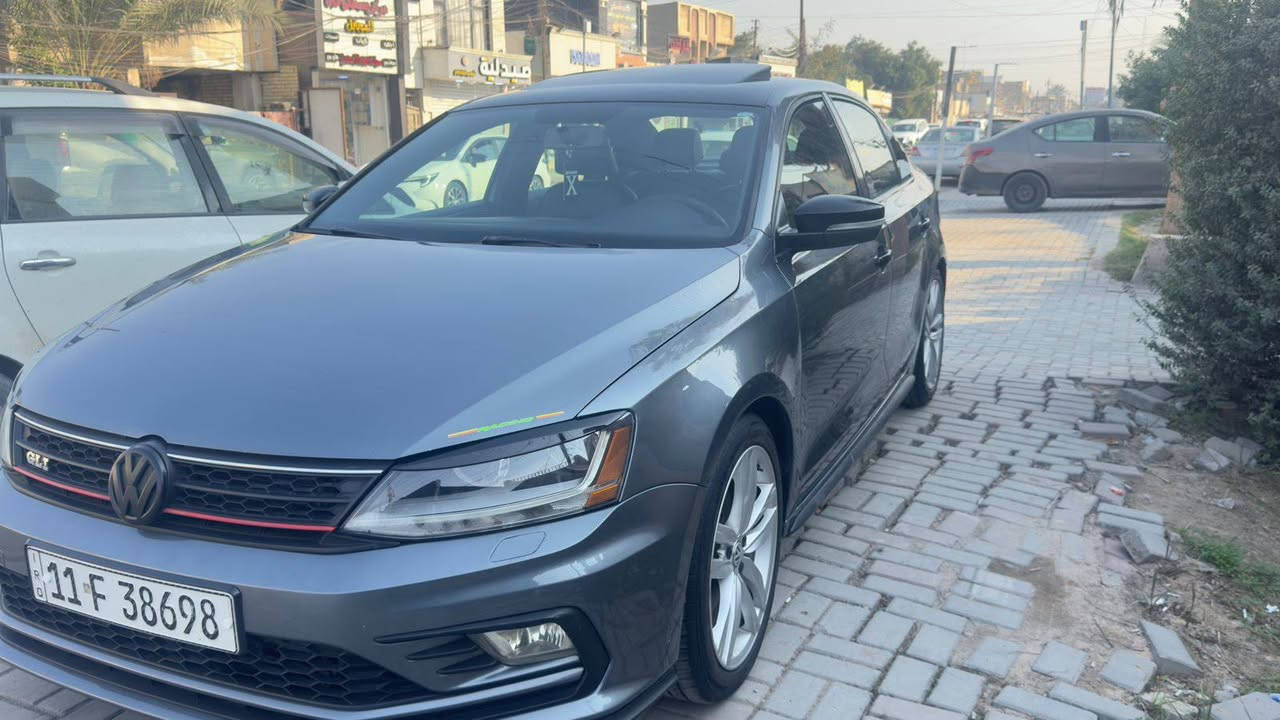 السلام عليكم للبيع او مراوس
جيتا موديل 18
وارد امريكا حادثها جاملغ السايق فقط
السيارة بلاك ادشن
فول موصفات 
بصمة تشغيل
بصمة ابواب
رادار جانبي
رادار خلفي 
توقف ذاتي خلفي
فتحة سقف
داخل جلد 
شاشة كبيرة
محرك 1800تيربو 
بك لايت خلفي لد 
ويل 18
بيها شوتة رياضية
وبيها عطاس
السيارة محدثة GLI دعاميات ودوس
فيوزر خلفي سبورت ابلادي
سبايدر اصلي
شفقة جامة 
انارة محيطية داخل السيارة
قبضة كير انارة ضوئيه
صدر امامي خلفي ابلاد 
محرك وكير كفالة
تخم تاير 
السيارة كلش جديدة باسم رقم بغداد تحويل ثاني يوم الشراي يتصل *********** علي
