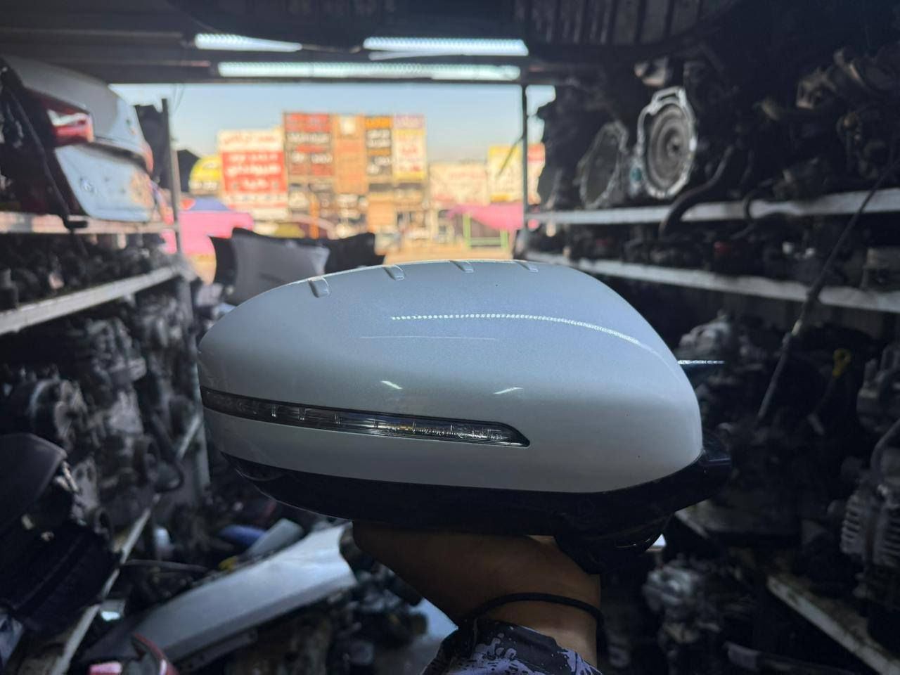 توفر لدينا
لايتات وبك لايت كادنزا
ومرايات 2011وفوك
# المحرك الكوري
بغداد ــ طالبيه 
***********
