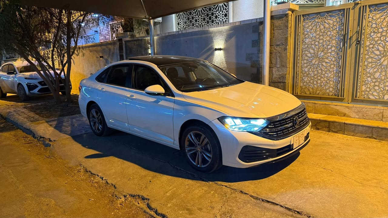 volkswagen jetta SE 2023

فول مواصفات 

بنوراما

كراسي جلد ،كهرباء،هيتر

بصمه

تشغيل  عن بعد

شاشه كبير

شاشه الكتروني

ويل كروم و كبير 

رادار امامي و خلفي و جانبي

لايتات ليد

هندبريك بصمه

 تدفئة كشنات

العنوان  بغداد حي تونس

السياره رقم اربيل
 
للاستفسار
***********
