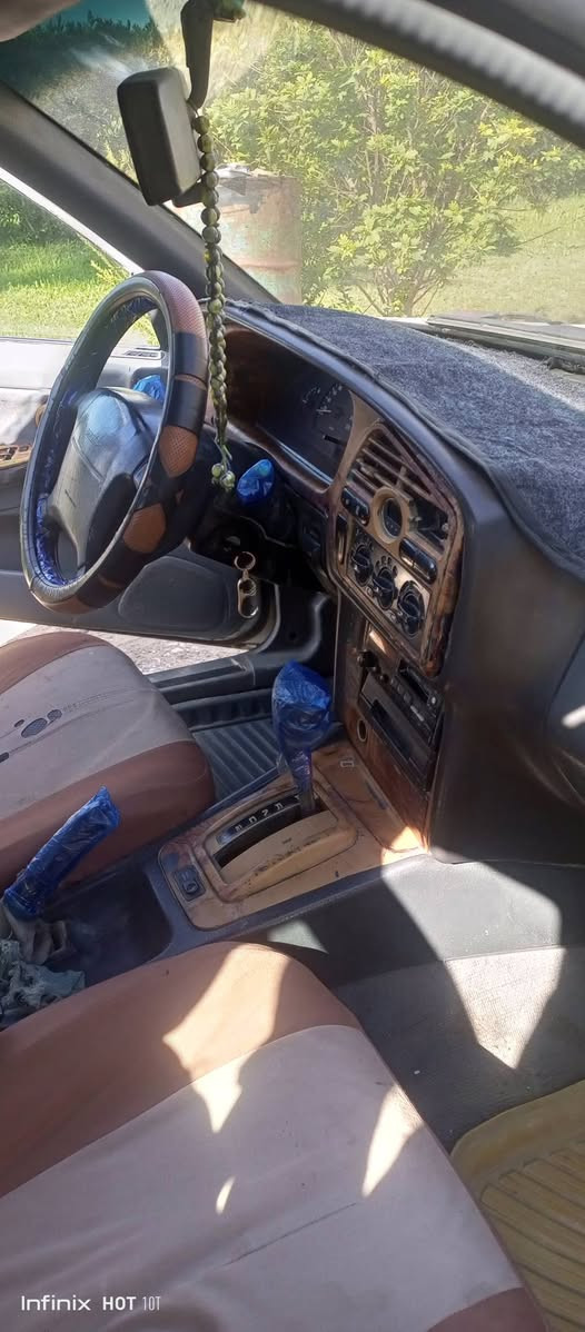 برنس فراشه 1996 اوتماتيك سيارة جاهزة حداديه كير محرك اكسن تبريد شغال وكامل تخم تاير صدر امامي خلفي جديد. سنويه ل2028 السعر 40 بيه مجال  الشراي يتصل *********** مكاني بابل
