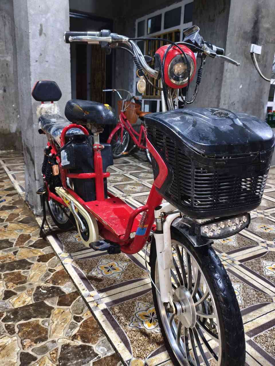 السلام عليكم موطور للبيع السعر 250 اوبي مجال


**إذا كنت صاحب هذا الإعلان وتريد حذفه لأي سبب، رجاءا أرسل رسالة إلى الدعم الفني**