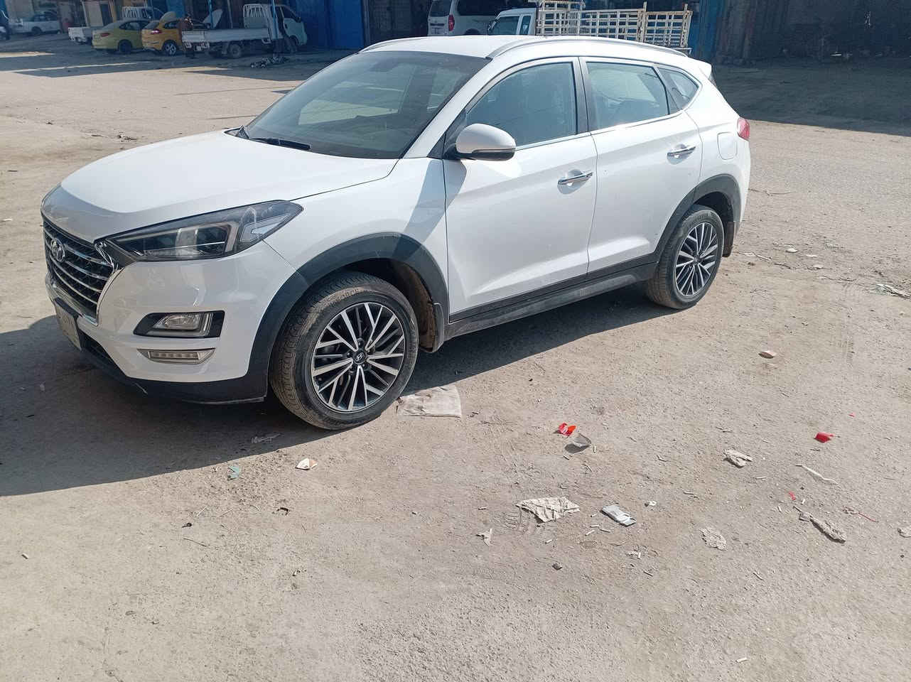 موديل ٢٠ فول سياره  بيهه قطع صبغ بدون تبديل اي قطعه مكفوله من الدواخل شواصي حوض سعر ١٤٧  مكانهه حله ***********
