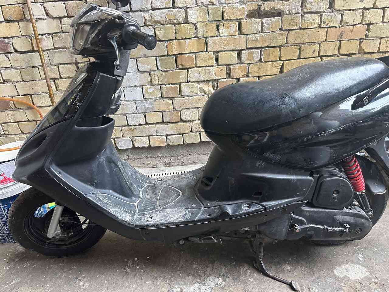 سلام عليكم دراجه ماكس عدله 
مكينه مامفتوحه اشاير كهربائيات   شغال
مكينه ناعمه  سلف رياضي  وباقي كله بلادي 
نقص  لايت امامي دكمه
350 متواجد على فيس


**إذا كنت صاحب هذا الإعلان وتريد حذفه لأي سبب، رجاءا أرسل رسالة إلى الدعم الفني**