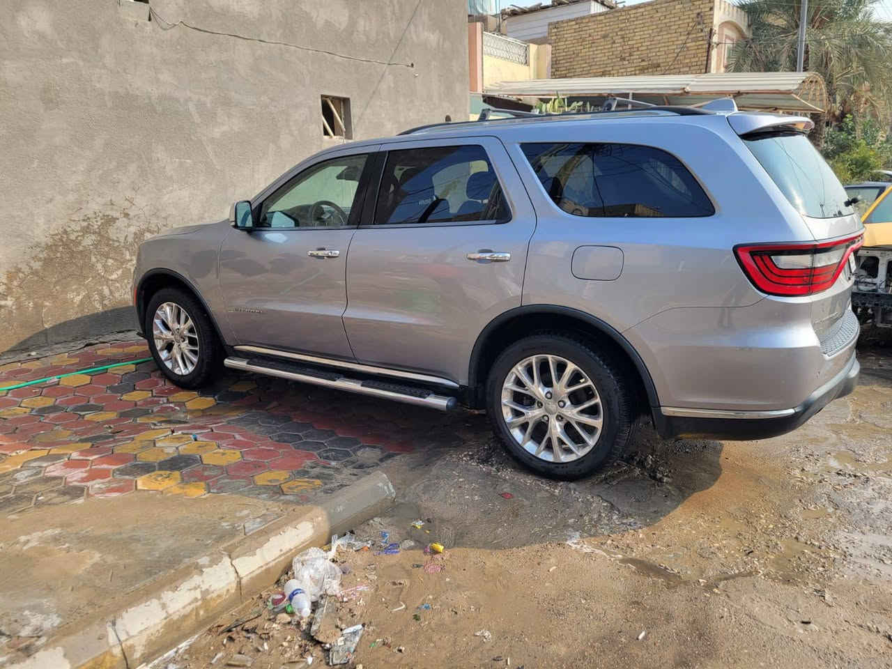 السلام عليكم دورنكو للبيع موديل 2015 اصل كتاب ظباط
بيها قطعتين صبغ السياره فول مواصفات السعر خاص العنوان ذي قار 
***********
