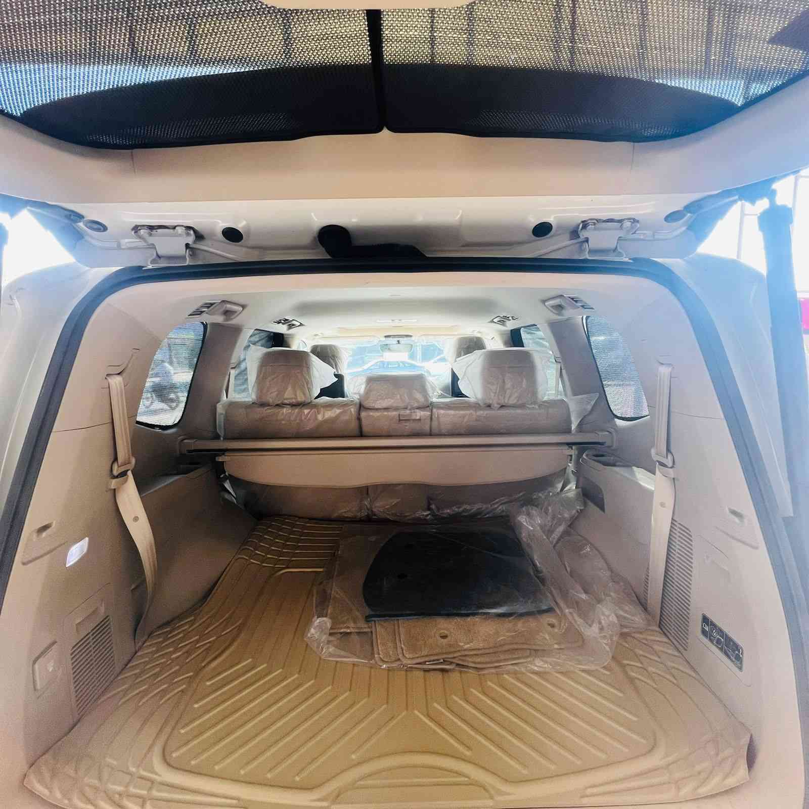 السلام عليكم لاندكروز ٢٠٢٣ شركة ساز لمتدد اصل 4000 تنفس طبيعي مكفوله كفاله عامة ماشي ٤٣  السعر 720 الاستفسار *********** غير متواجد عل فيس
