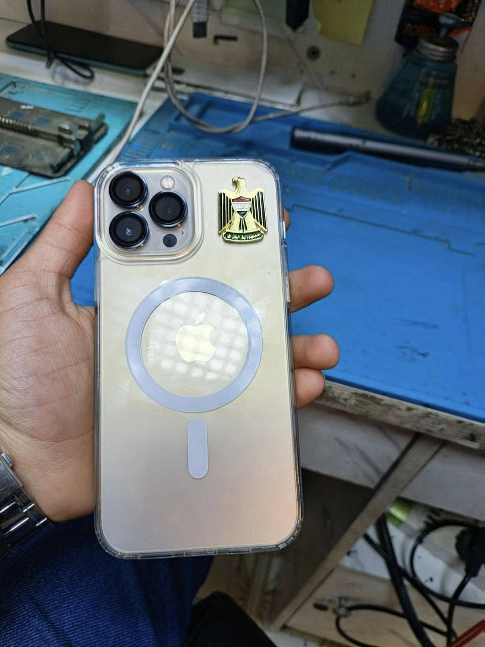 iPhone 13 Pro Max
نضيف مثل ما موضح بل صوره ومابي اي شخط 
ذاكرته 256 بطاريته76 +دبل شريحه الجهاز بلادي ممفتوح ابد وتفحصه وذا بي اي خلل يسترجع الجهاز 
السعر 750قفل 
للتواصل والاستفسار ***********
