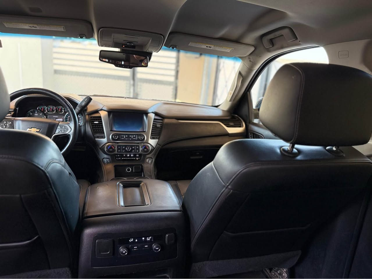 السلام عليكم شوفرليت تاهو امريكي موديل 2018مواصفات LSماشيه 123حادثه طخه خفيفه بلجاملغ الامامي جه السائق ومرجع بارد مكفوله من قطرت صبغ سونار موجود شاشه جبيره قاصه كامره خلفيه كشنات جلد كهرباء ويل كروم مكينه 8/5300سياره ع وضع الشركه رقم قادسيه الدولي سنويه باسمي مشروع وطني بيع فقط سعره 278مكاني ديوانيه المركز ت*********** ديوانية, القادسية
