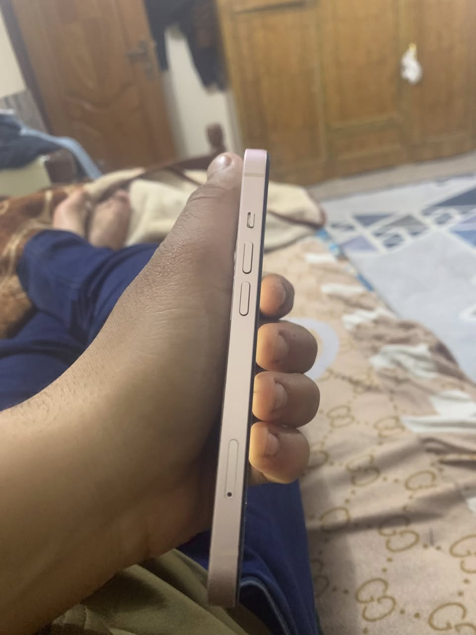 للبيع ١٣ عاد تفصيل ⬇️⬇️
مبدل فقط شاشة وضهر مكسور لولي فايف وكف + شبكة 

مرات تقرة مرات لاع

ذاكرة ١٢٨+ ٨٦ 

كامرات شغلات كامل فقط لمثكور بي 

0773049648


**إذا كنت صاحب هذا الإعلان وتريد حذفه لأي سبب، رجاءا أرسل رسالة إلى الدعم الفني**