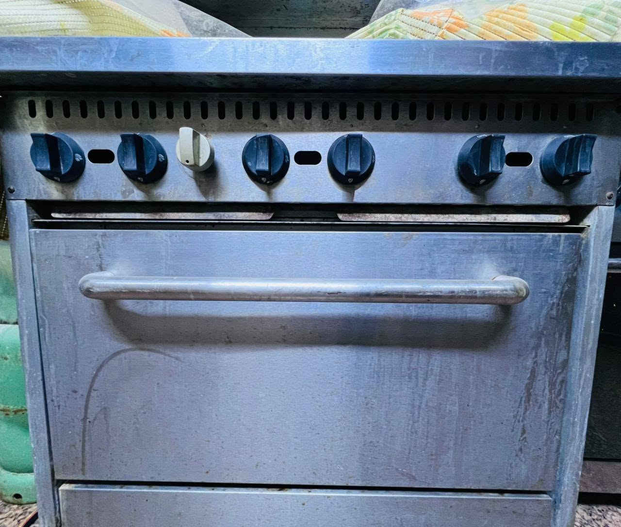 طباخ وعجانه للبيع صناعيات نظيفات شغالات الاستفسار على الرقم ***********
العنوان البصره الحكيميه البصرة, العراق
