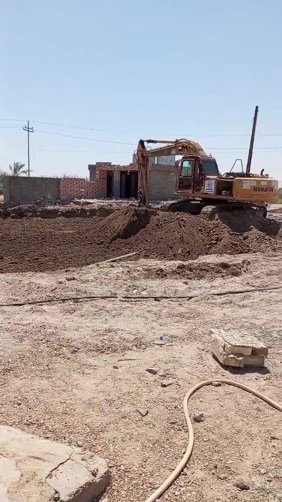 السلام عليكم
يوجد كادر لتفليش الدور والبنايات ورفع الانقاض والحدل 

والدفن ومتوفر طابوق مستعمل وابواب وشبابيك مستعملة

هـ/***********///***********
