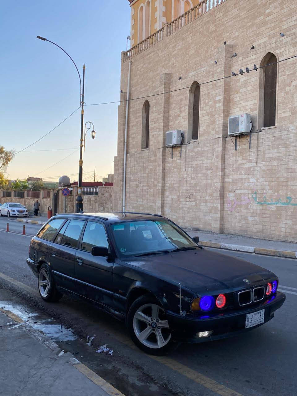 بي ام دبليو ستيشن للبيع السعر ٣٥ وب مجال موديل ٩٥ و حجم ٥٢٠ تبريد شغال العنوان موصل بعشيقه *********** 
***********
