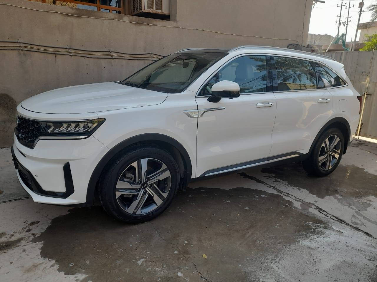 كيا سورنتو  موديل  ٢٠٢١  خليجي  فول مواصفات واحد على واحد  فور ويل اربع كامرات  بانوراما كراسي كهرباء تدفئه تبريد  جلد  بدون حادث او صبغ حتى الدعاميات ما شيه ٦٦ الف  بحلة الشركه بسعر  ٢٨٥ وبيها مجال للاستفسار اتصال على ***********  او واتساب
