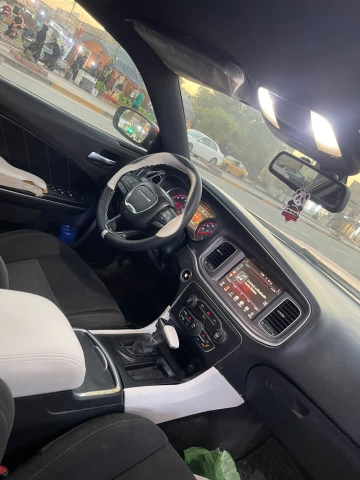 جارجر 15 sxt محدث كت كامل Gt
سيارة صبغ 5 قطع فقط 
السعر 155 وبي مجال وماكو هيج سعر 
كير مكينة صدر كفالة عامة 
شاشة كبيرة شفتات ستيرن حساس خلفي كشنات حضن
مكاني بغداد***********
