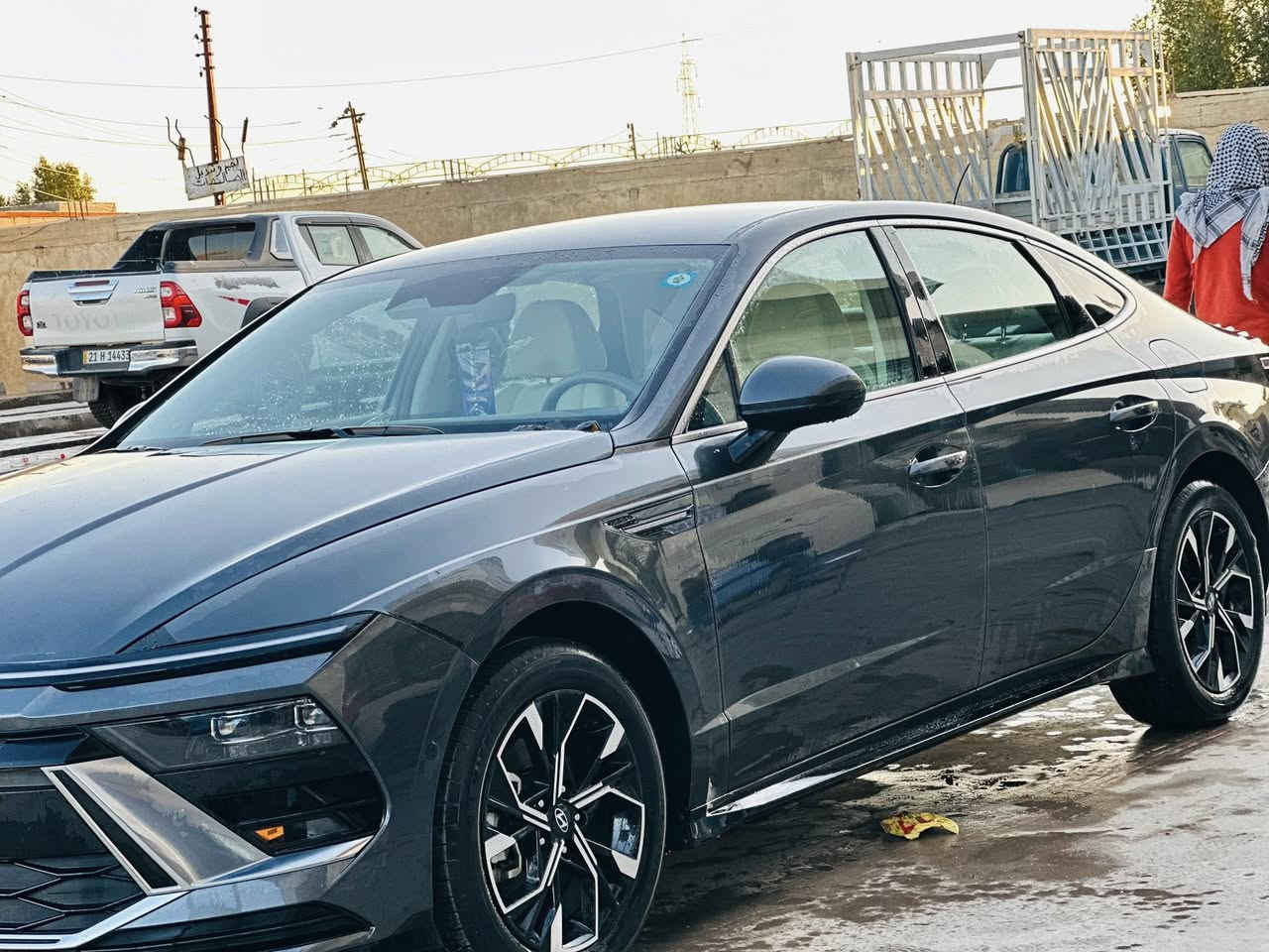 سوناتا 2024وارد امريكي تبديل (بنيد فقط )لون مميز رصاصي زيتوني ماشيه30رقم شهداء قادسيه وكاله عامه المكان ديوانيه الحمزه الشرقي *********** السعر ١٨٨وبيه مجال
