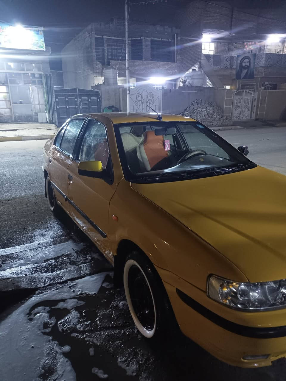 السلام عليكم سياره سمنت للبيع موديل 11 مكينه وقير تبريد كهربائيات صدر خلفي وامامي كفاله سياره بها شويه صبغ شاملغ الخلفي قد شبر الباقي مقفوله رقم انجليزي بغداد تحويل ثاني يوم مكان سبع قصور شارع ابو علي السعر 35 بيها مجال قليل***********
