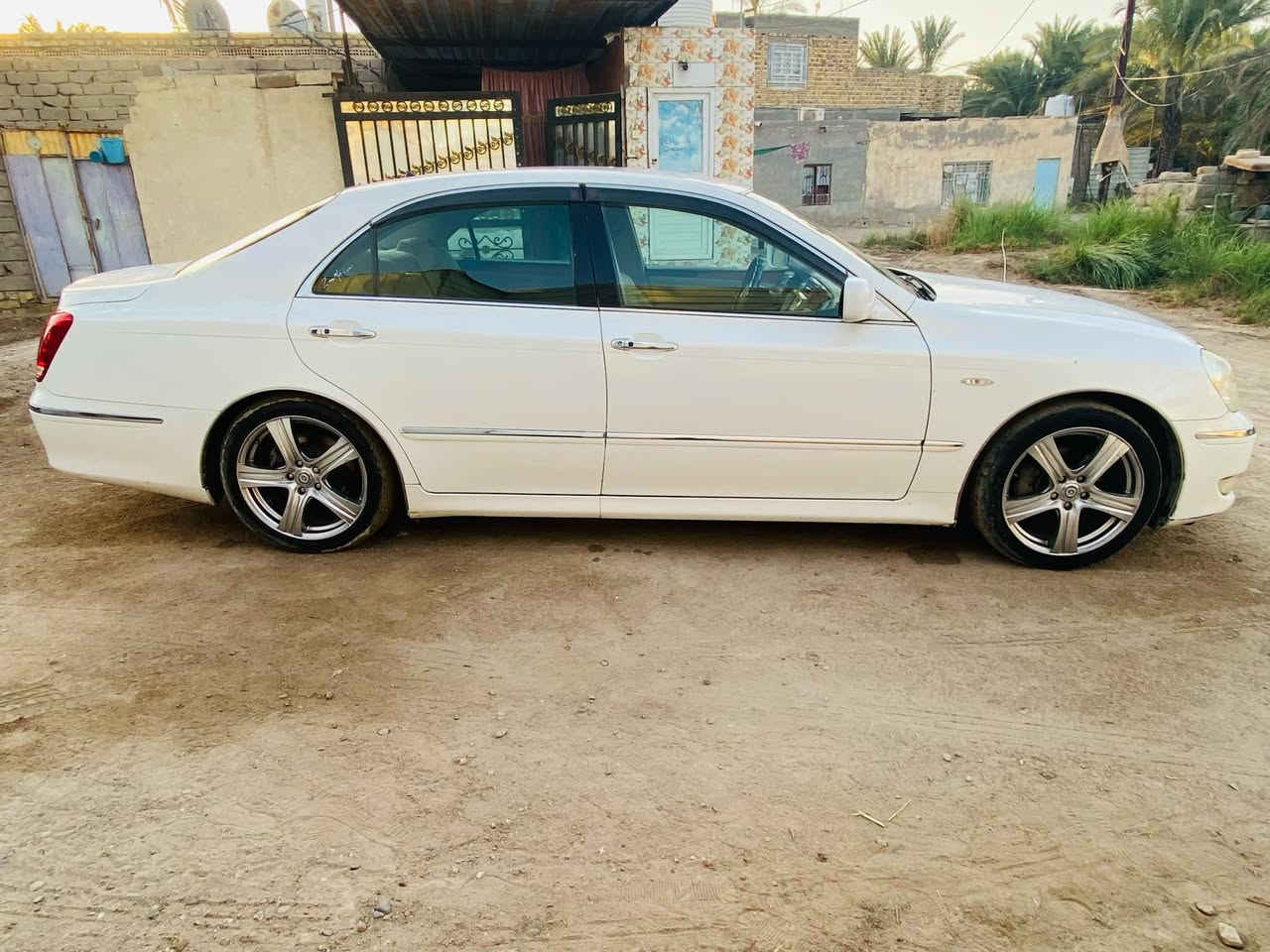 ماجستا 2006
ادوات ادوات …
كصه قماره فقط 
. 4 دگم 
. بصمه رصاصي 
. 6 بصمات 
. مري شفط 
. تبريد ثلج 
. كير مكينه كفاله 
. جنطه شفط 
. ستيرن + كشنات كهرباء 
. كامره دواره 
. نضام ترحيب  
مكان السياره : ذي قار _ سوق الشيوخ 
رقم الهاتف   : ***********
السعر          : ( 48 )وبيه مجال
