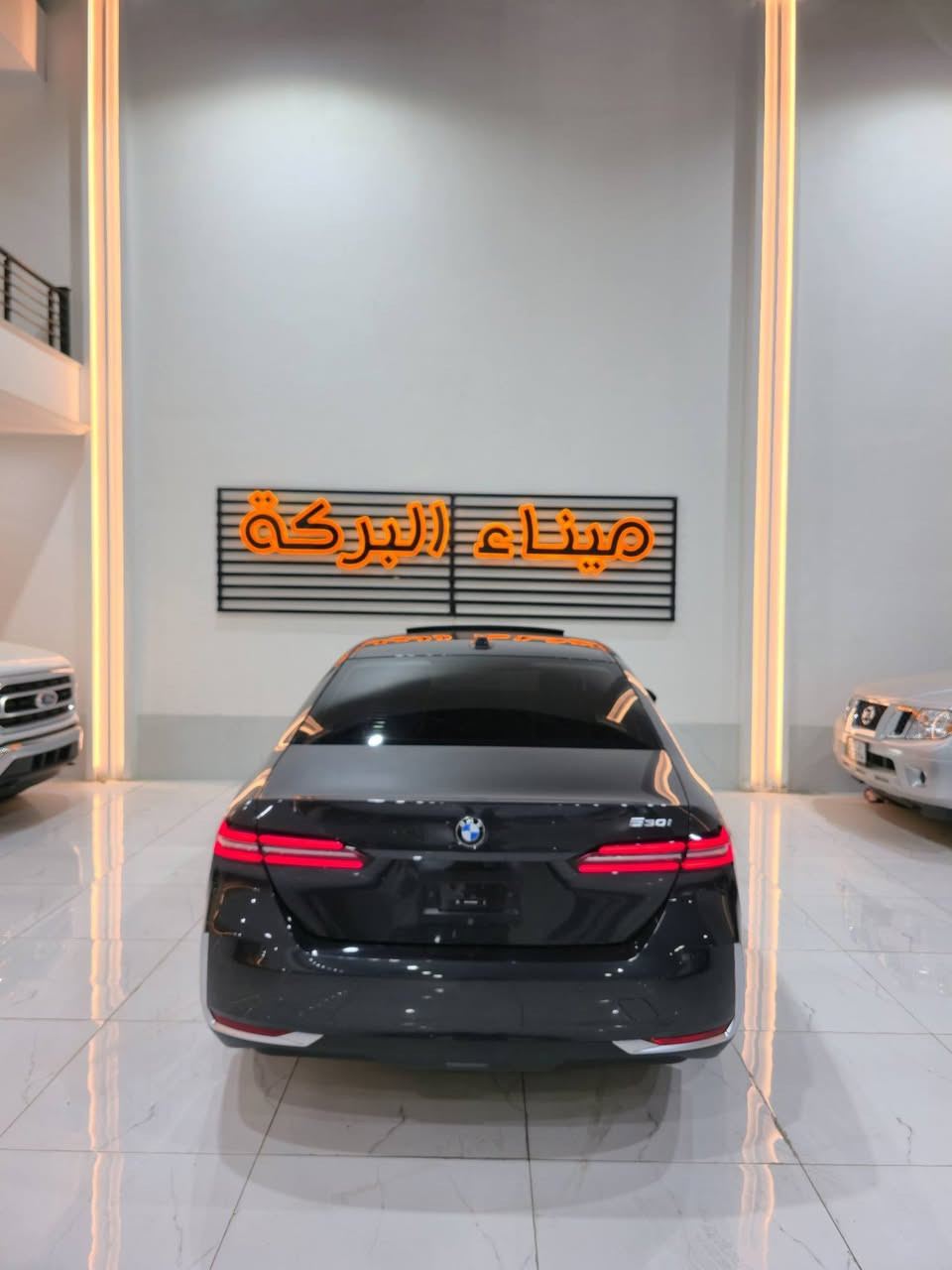 BMW 530 I 2024
موديل: 2024
وارد أمريكي
لون : نفطي
محرك:2.0 tyrbo
ماشيه: MILE 7000
 مواصفات:.سلايد.كشنات  تدفيه  نقطة عمي, رادار خلفي  
عنوان : أربيل المدينة المعارض معرض ميناء البركة 
***********
