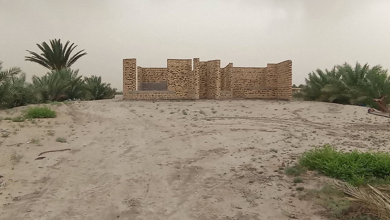 السلام عليكم ارض زراعيه 10دونم متكونه من بستان وبيت هيكل متكون من 3غرف 
مع صاله مع مطبخ حار وبارد مع صحيات داخليه مع صاله 

مع مضيف  

السعر 90 وبي مجال 

غير متواجد على الخاص 

اتصل على الارقام التاليه 

***********

***********
واتساب فقط
