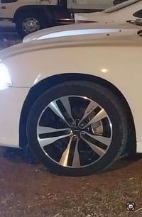 ويل srtتخم بي تخم تاير جديد السعر 600 بي مجال الرقم 07729074861
