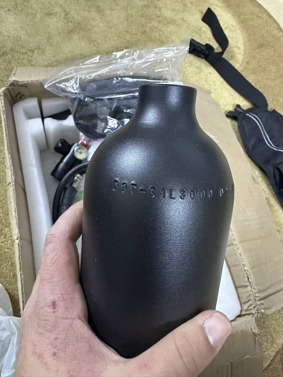 بطل اوكسجين مال غواصين مع العده مالته ، موضح تفاصيل ب الصور ، ياخذ البطل حسب ما مكتوب ب الكتلوج من 500 مل إلى 4000 مل 
قيم بما يرضي الله و اخذ ب العافيه 
متوفر توصيل كل العراق 🇮🇶


**إذا كنت صاحب هذا الإعلان وتريد حذفه لأي سبب، رجاءا أرسل رسالة إلى الدعم الفني**