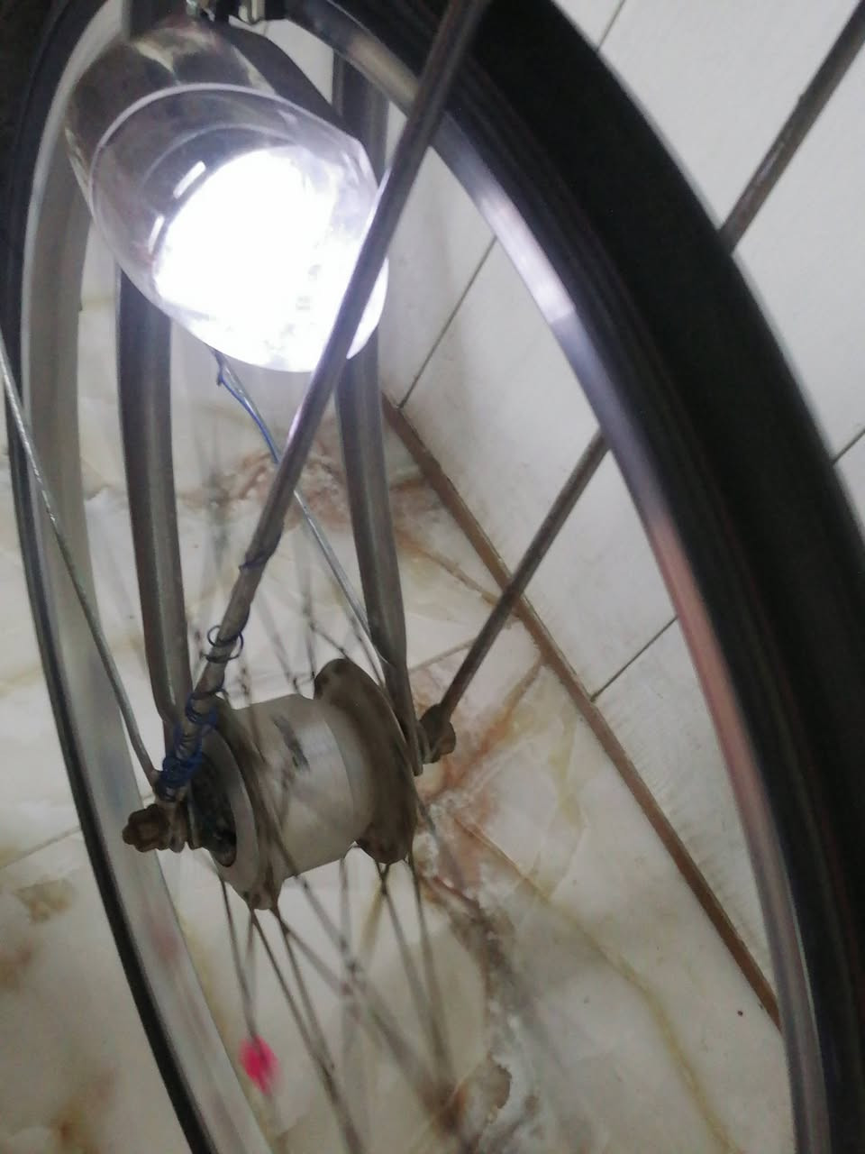 للبيع سعر مكتوب عليه مكان بغداد شعله اكو توصيل داخل بغداد فقط بكروه


**إذا كنت صاحب هذا الإعلان وتريد حذفه لأي سبب، رجاءا أرسل رسالة إلى الدعم الفني**