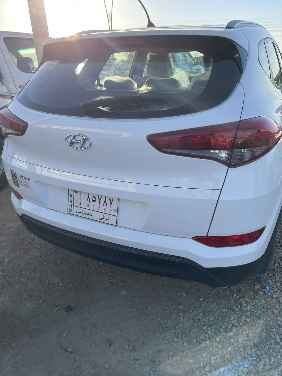 السلام عليكم 
توسان ٢٠١٨ 
رقم ديالى 
السياره بيه شويه بارد مثل ما موضح بالسونار 
سعره ١٦٨ وبيه شويه مجال 
كفاله محرك وكير 
*********** 
العنوان ديالى ناحيه جديده الشط
