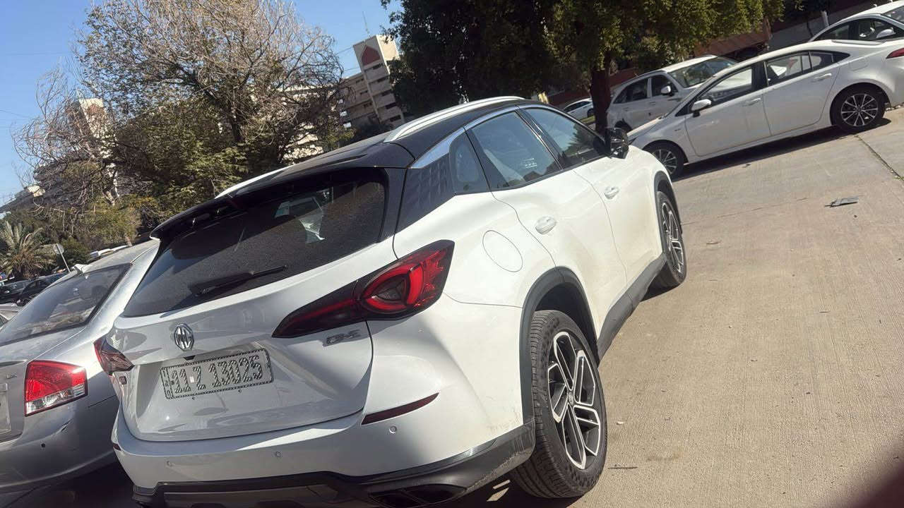 أم جي ون موديل 2024 رقم بغداد ضمان 6 سنوات أو 200 ألف كيلو وضمان لمدة سنتين صيانة ودهن مجاني مواصفات أعلى فئة تشغيل عن بعد / بانوراما / توقف ذاتي / كامرات 360 / حساس مطر / محرك 1500 تيربو والسيارة مكفولة كفالة عامة ماشية 7400 كيلو للأستفسار  *********** مكان السيارة بغداد زيونة والسعر المطلوب 18500 $ وبي مجال بسيط بغداد, العراق
