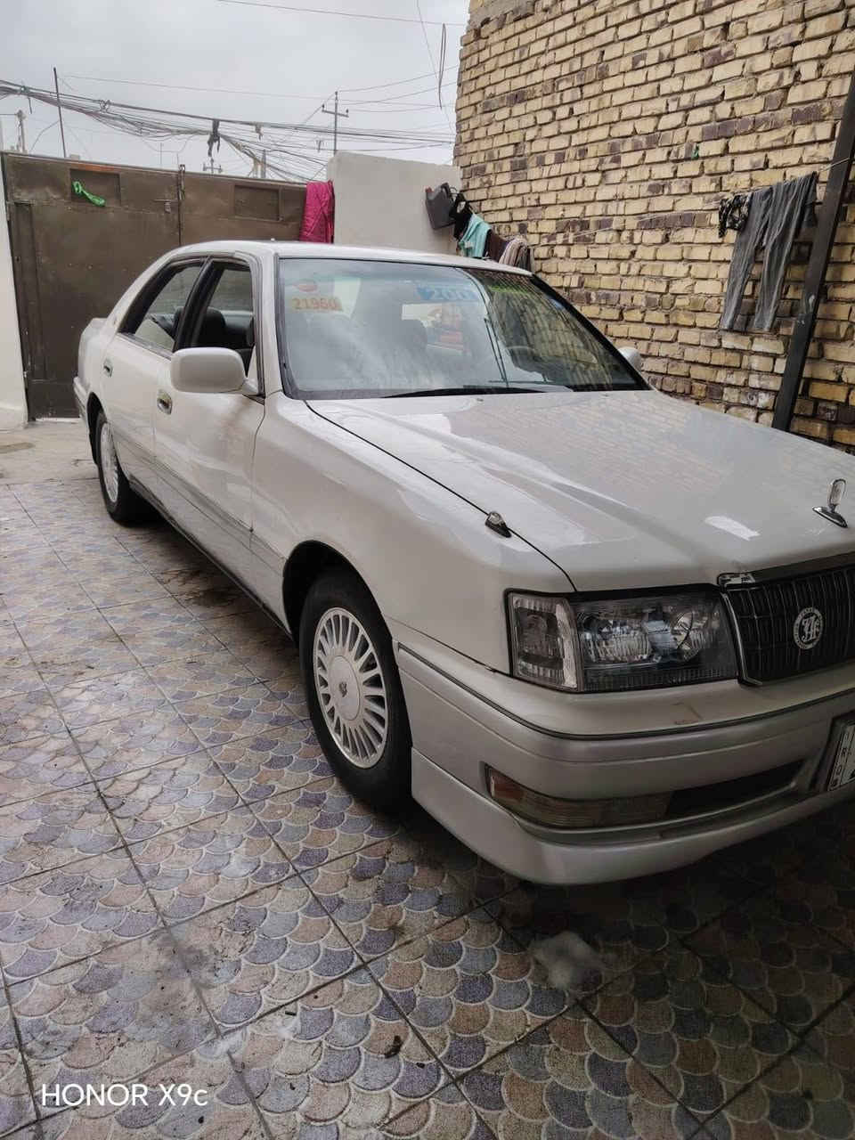 السلام عليكم  اخوان راس ثور فلات للبيع  فقط  رقم انبار دولي بسمي تحويل ثاني يوم سنوي لل30                                                        مكفوله من ضربه وكص ونقل جثه والاصوليات تخم تاير جديد                                            ليات ابو عيون.                                       حداديه جديده.                                                تبريد ثلج                                                       شاشه +كامره خلفيه.                                         مكينه2500ففتي  وكير عل شرط وعل فحص.                         دشبول جديد.                                                   سياره جهازه مال جناي                                                  مكان السياره بابل قضاء القاسم                                          السعر 100وبيه مجال للشراي                      تليفون ***********6
