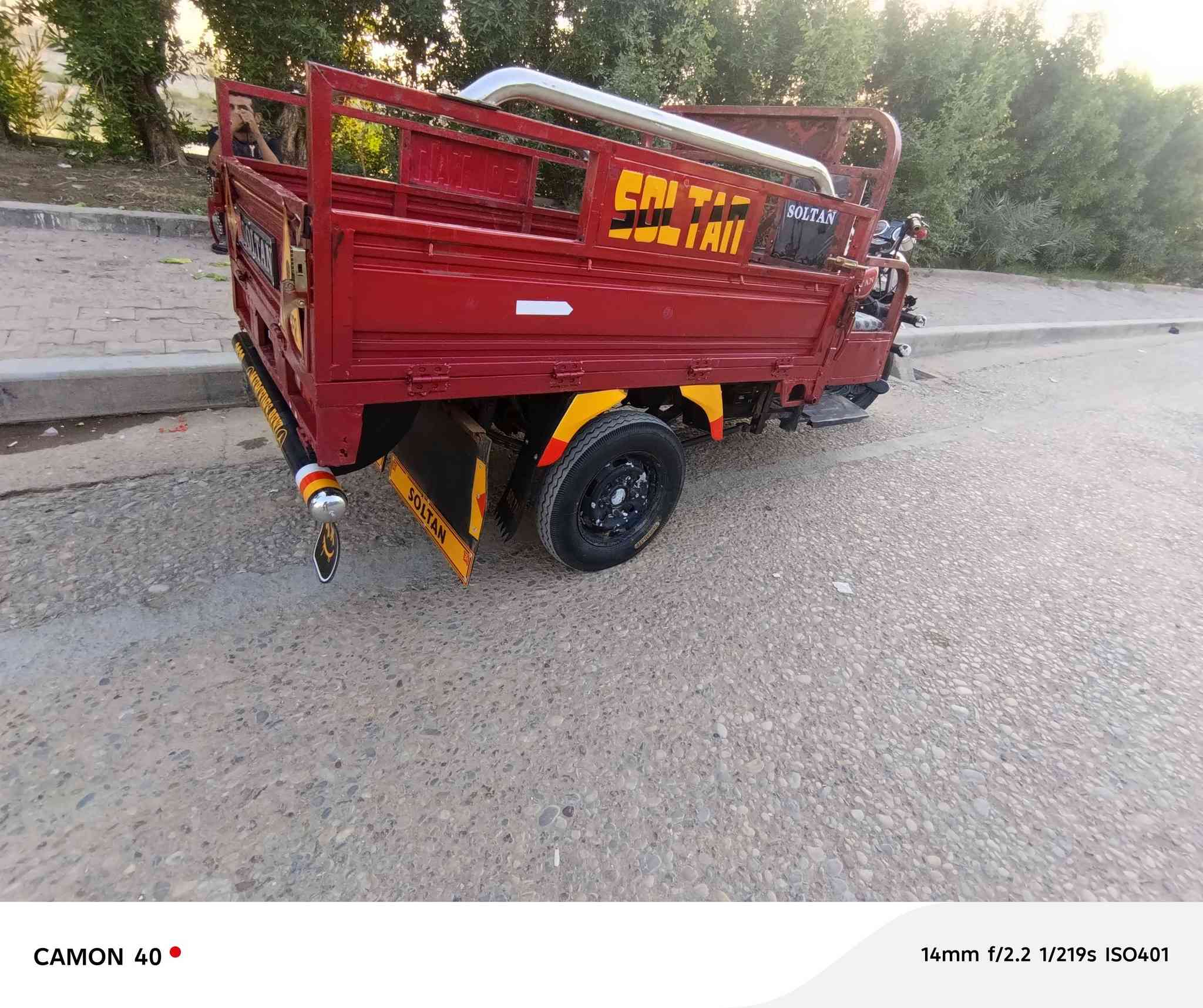 السلام عليكم صلطان موديل 17 كفاله عامه مكينه شاصي كهربائيه كلها شغاله اشاير لايت بك لايت عالي ناصي صطاب /// اخوان راح اخلي السعر المايعجبه السوك بيه شكال وانواع // مليونين وربع مع المجال // اوراق بسمي //// ***********
