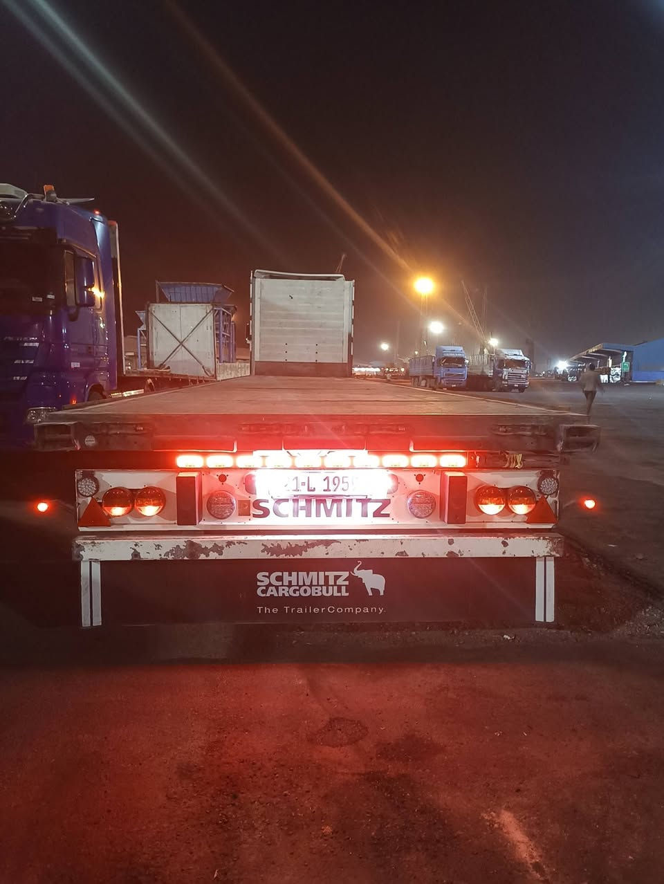 لبيع مان موديل 2018 سياره جديده مكينه دبل سوبر حجم مكينه 500 كير سكانيه 14 نمره صقف عالي فول مواصفات جوبلس مامي شاصي عدل ثلاجه جرار داخل بيجي سياره مكفوله عالمه عريانه شمتز كفر نايز شاصي جديد تخد ويل كب هزه جديده مكاني بغداد سعر 375 مربوطه جادر ***********
