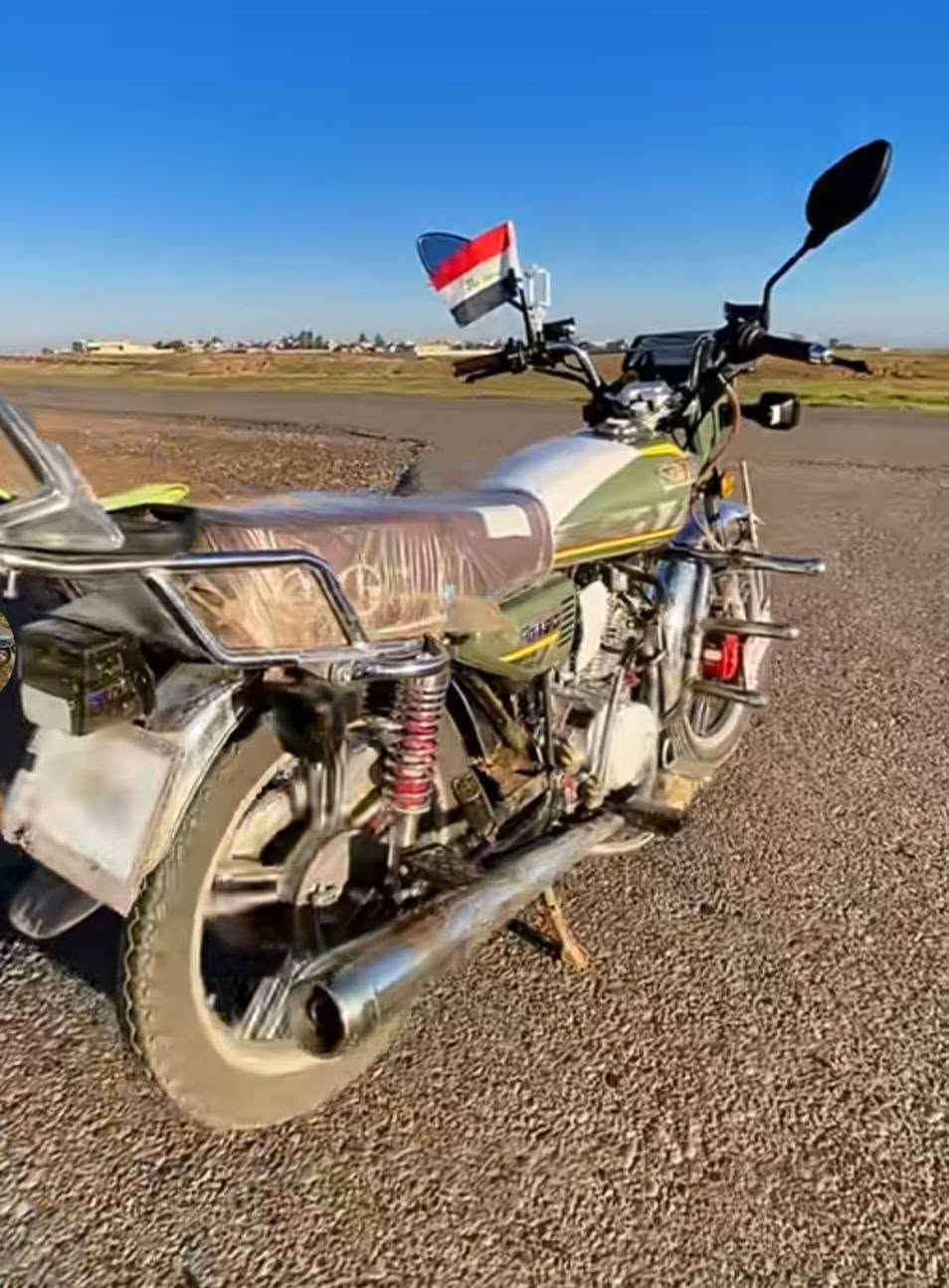 السلام عليكم  دراجه للبيع سنويه ورقم بس الراقم ما شاده تاخذه وياها السعر 350 وبيها مجال مطلوب ومتوازي عله بيعتها  ماجوب خاص خابروني عله  *********** قرب سيد حمد الله

