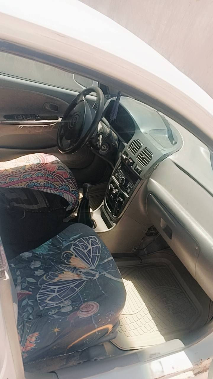 سلام عليكم للبيع كيه ريو موديل 2000 كير محرك خير من الله لا تنقيص ولا تبخير مكان السياره الفلوجه والسعر مناسب للستفسار الاتصال ‏‪***********‬‏
