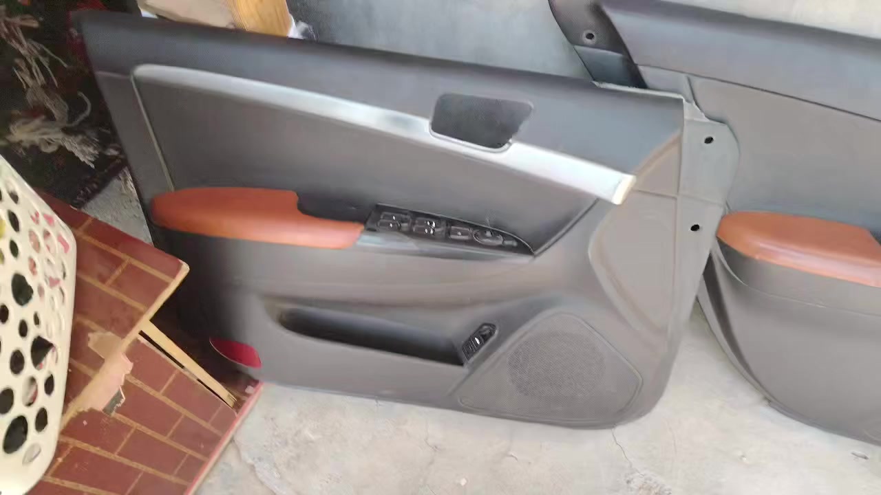 السلام عليكم.... غرفه سوناته2010
جاهزه وكامله للاخير كهربائيّاتها كلها شغاله وعلى الشرط دكم يدات ابطاين. كشنات. حصان الغرفه. مثل ماموضح بل فديو السعر 500.وبيها مجال..... العنوان الديوانيه ***********.... ***********
