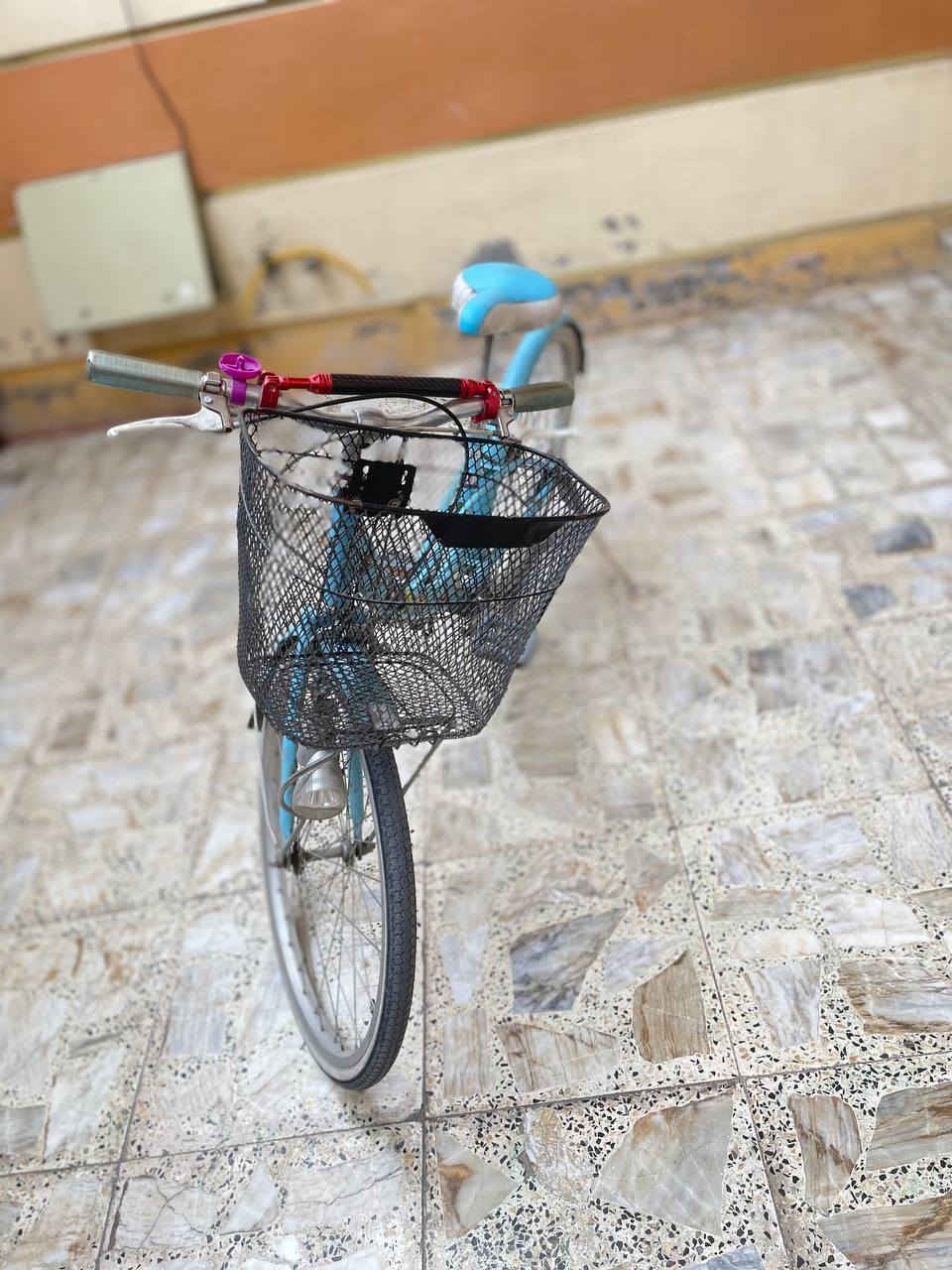 السلام عليكم البايسكل للبيع حجمه 22 السعر 60 الف وبي مجال مجمبز ما ماشي بية هواي


**إذا كنت صاحب هذا الإعلان وتريد حذفه لأي سبب، رجاءا أرسل رسالة إلى الدعم الفني**