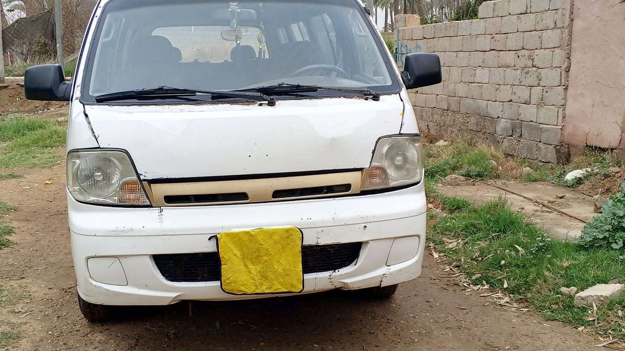 كيه بريجو شبوط منغولي للبيع موديل 2005سياره كير مكينه جديد اكسن حداديه نص عمرسنويه27شواصي معمر الامامي وخلفي واحد والكشر دامكم الاتصال على الرقم التالي ***********
