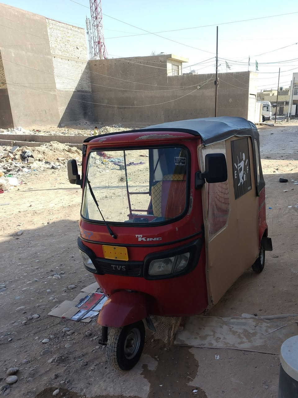 السلام عليكم تكتك تي في اس للبيع موديل ١٨ أوراق الموبده نظيفه كبل للشارع عنوان بغداد رئاسه العبيدي السعر ٣٥٠٠ وبيها مجال الرقم ***********
