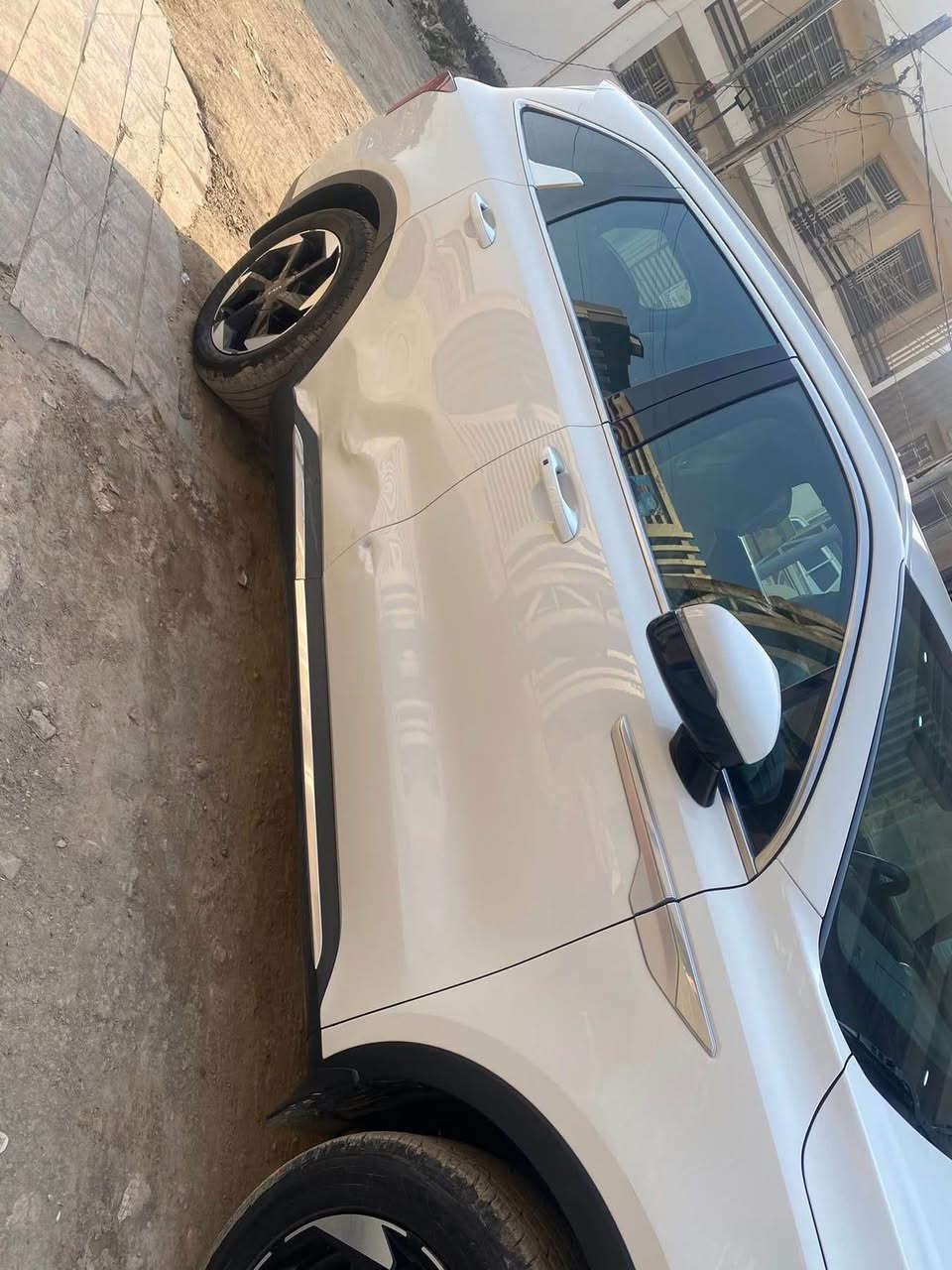 سورنتو ٢٠٢٤ خليجي مجموعه الدوليه 

ماشيه ٤٠ كيلو 

مواصفات 

قماره حديد 

دواخل مخمل 

كراسي كهربائي 

رادار 

٦ سلندر 

٧ راكب 

تشغيل عن بعد 

جنطه كهرباء 

ويل كروم ١٩ 

بيها دخه خفيفه كما موضح بالصور 

تبريد لمس 

رقم بابل 
السعر 280 وبيها مجال
مكفوله 

رقمي *********** حلة, بابل
