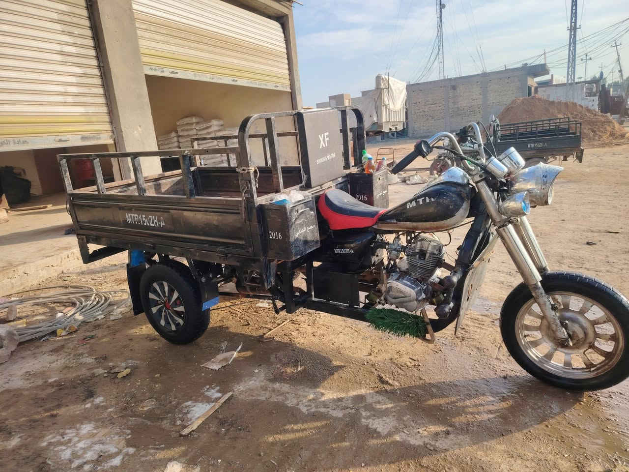 سلام عليكم ستوته للبيع امتيار اكسن جمره ستوته جاهزه كهرباىيات كله جديد موديل 16 كلك   سعر 750 بيه مجال قليل مكان ديوانيه قضاء المهناويه ***********
