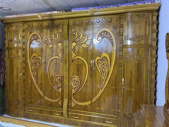 جديدة مستخدمة شي قليل السعر مليون و ٣٠٠ الاستفسار *********** مكاني ديالى المقدادية
