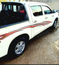 بيكم هايلوكس ناصي موديل2014 اوتوماتيك رقم ديالى شاصي 19 خليجي ماشيه159...